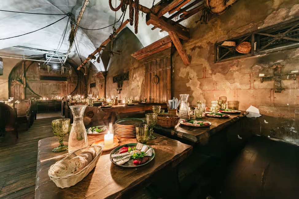 Medieval Dinner with Unlimited Drinks | Prague 4