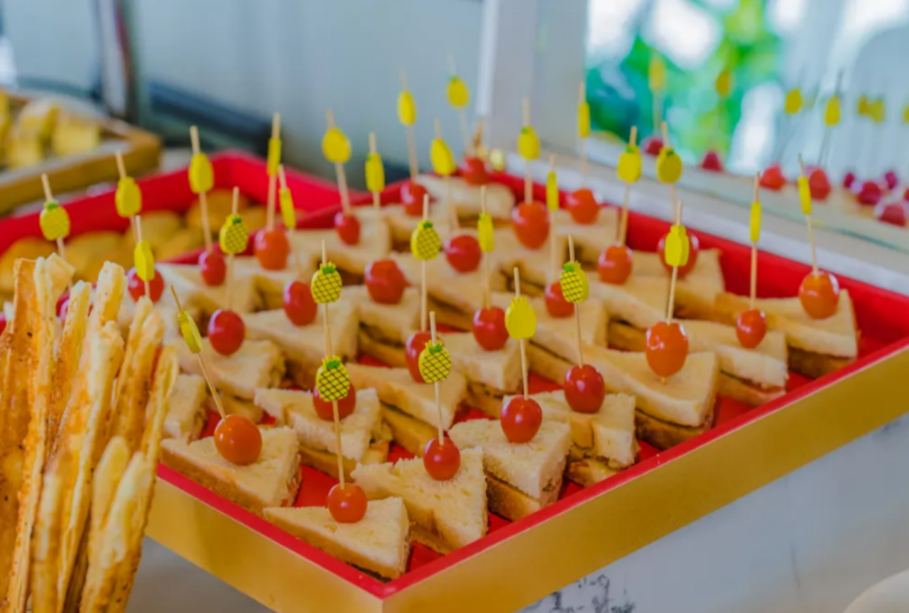 Afternoon Tea At Penisula Hotel Danang 3