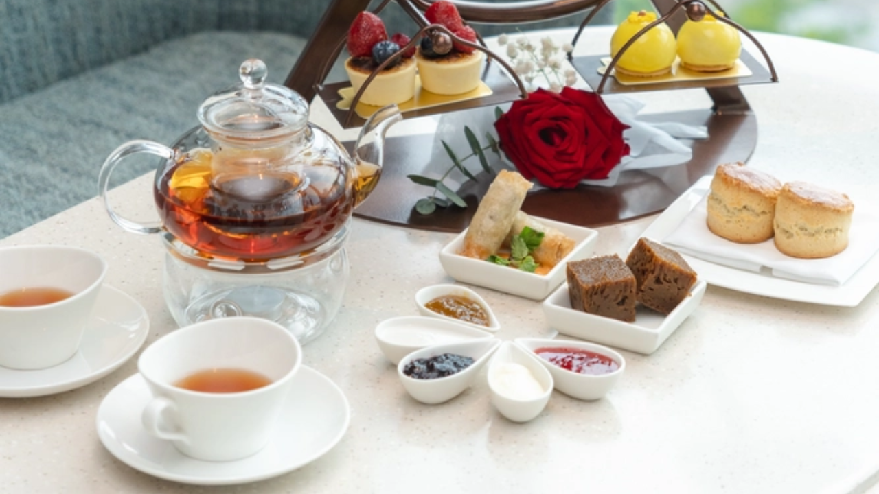 Afternoon Tea At Novotel Danang Premier Han River 4